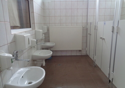 Szkoła Podstawowa w Wólce Sokołowskiej - toalety
