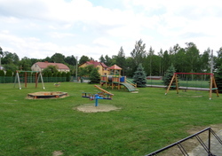 Szkoła Podstawowa w Wólce Sokołowskiej - plac zabaw