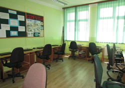 Szkoła Podstawowa Nr 2 w Trzebosi - sala komputerowa